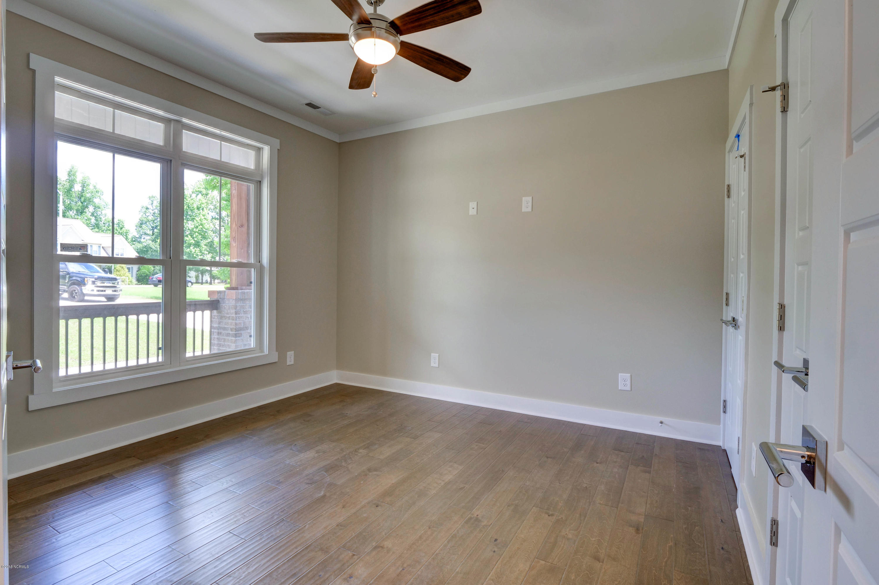 236 Riverbend Road Jacksonville, NC 28540 - Photo 8 of 51 236 Riverbend P-15