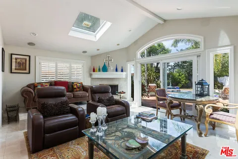 $2,395,000 | 19717 Wells Drive, Woodland Hills, CA 91364