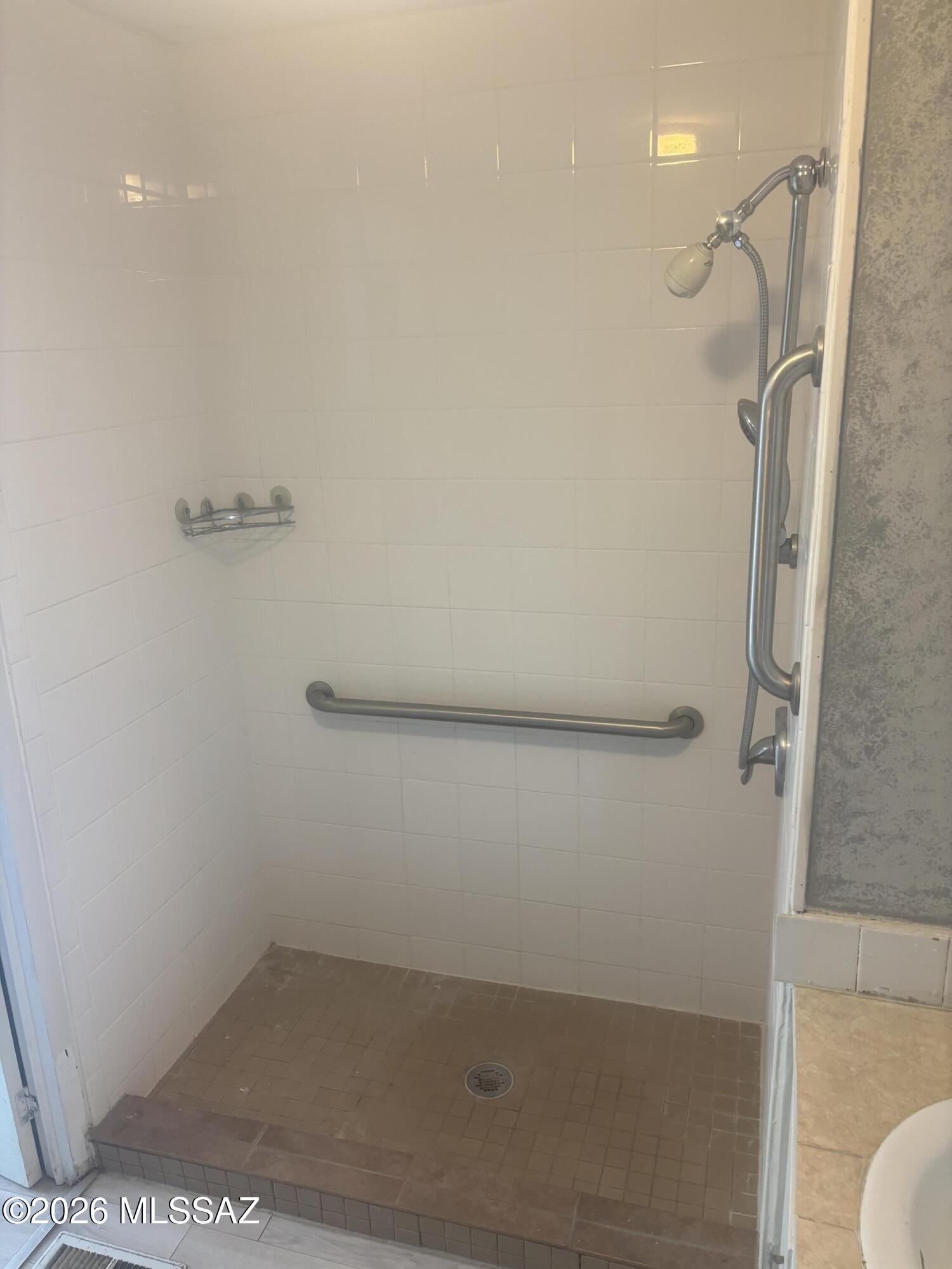 4550 North Flowing Wells Road, Unit 65 Tucson, AZ 85705 - Photo 23 of 50 a bathroom with a shower