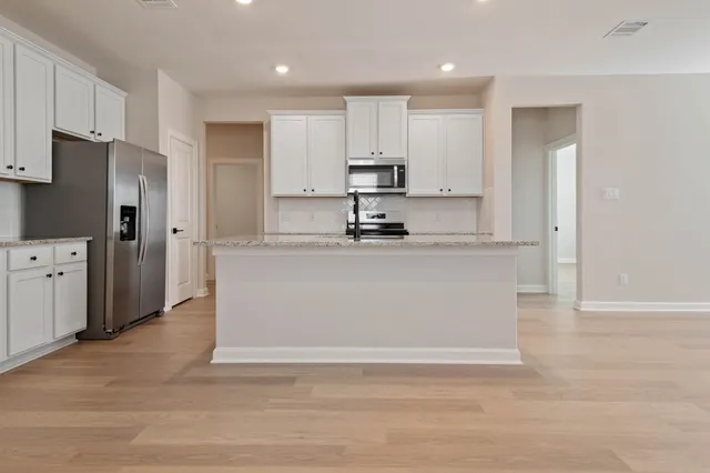 $277,900 | 1115 Moonlight Trce Drive, Beasley, TX 77417