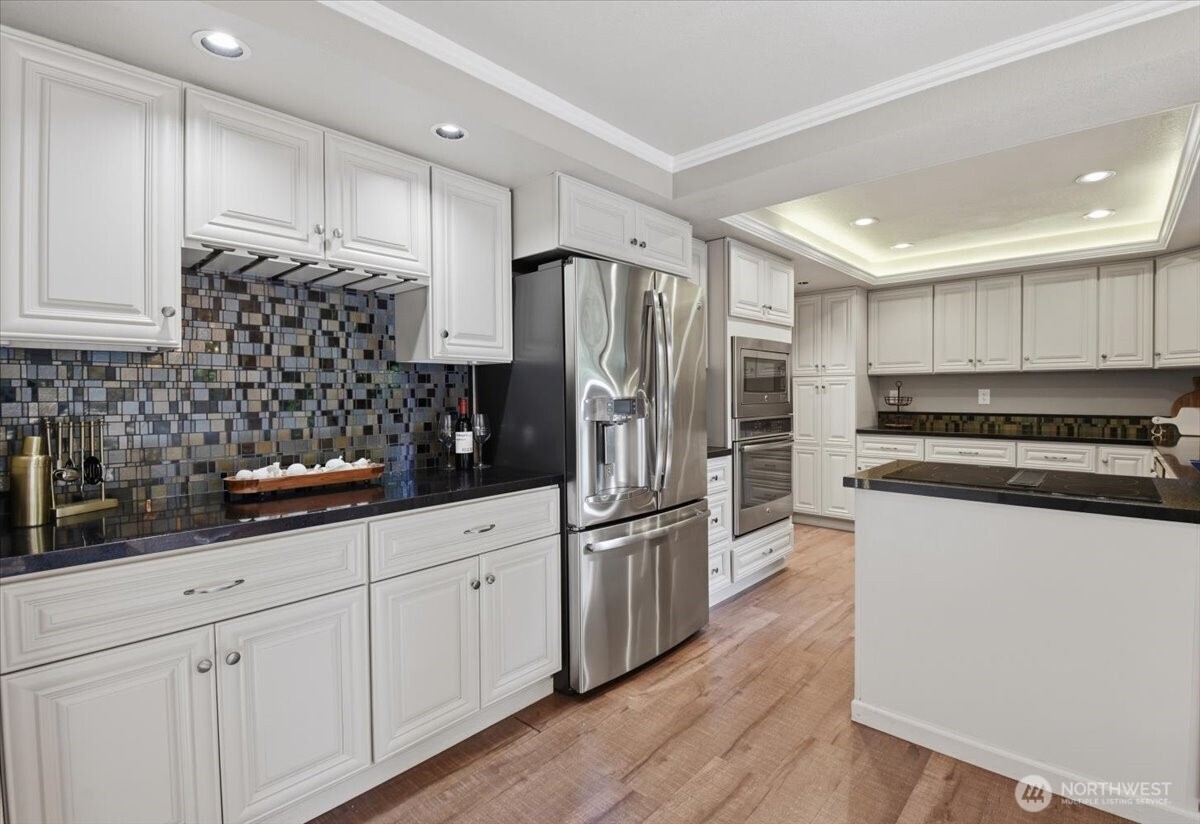 14404 143rd Place Southeast Renton, WA 98059 - Photo 10 of 40