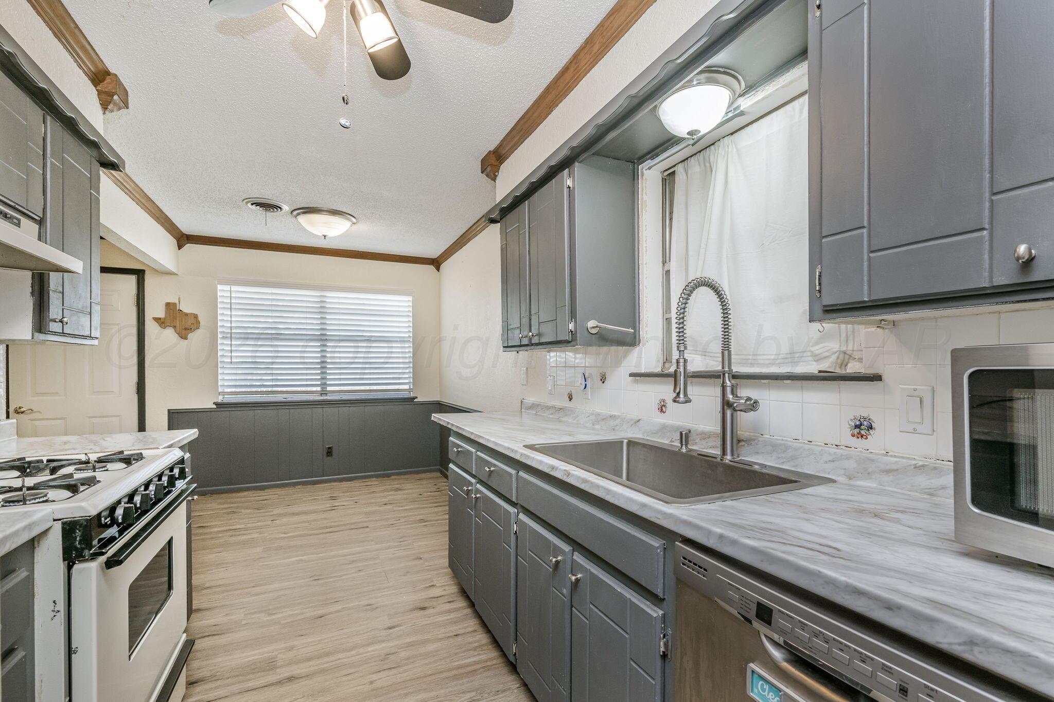 5212 Leigh Avenue Amarillo, TX 79110 - Photo 14 of 20 5212 Leigh Ave 12