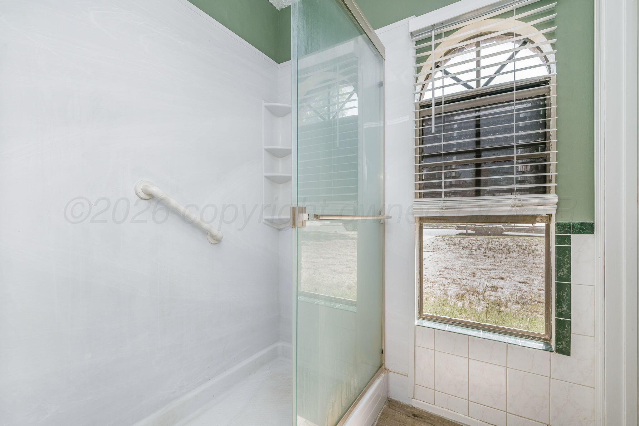 5212 Leigh Avenue Amarillo, TX 79110 - Photo 16 of 20 5212 Leigh Ave 15