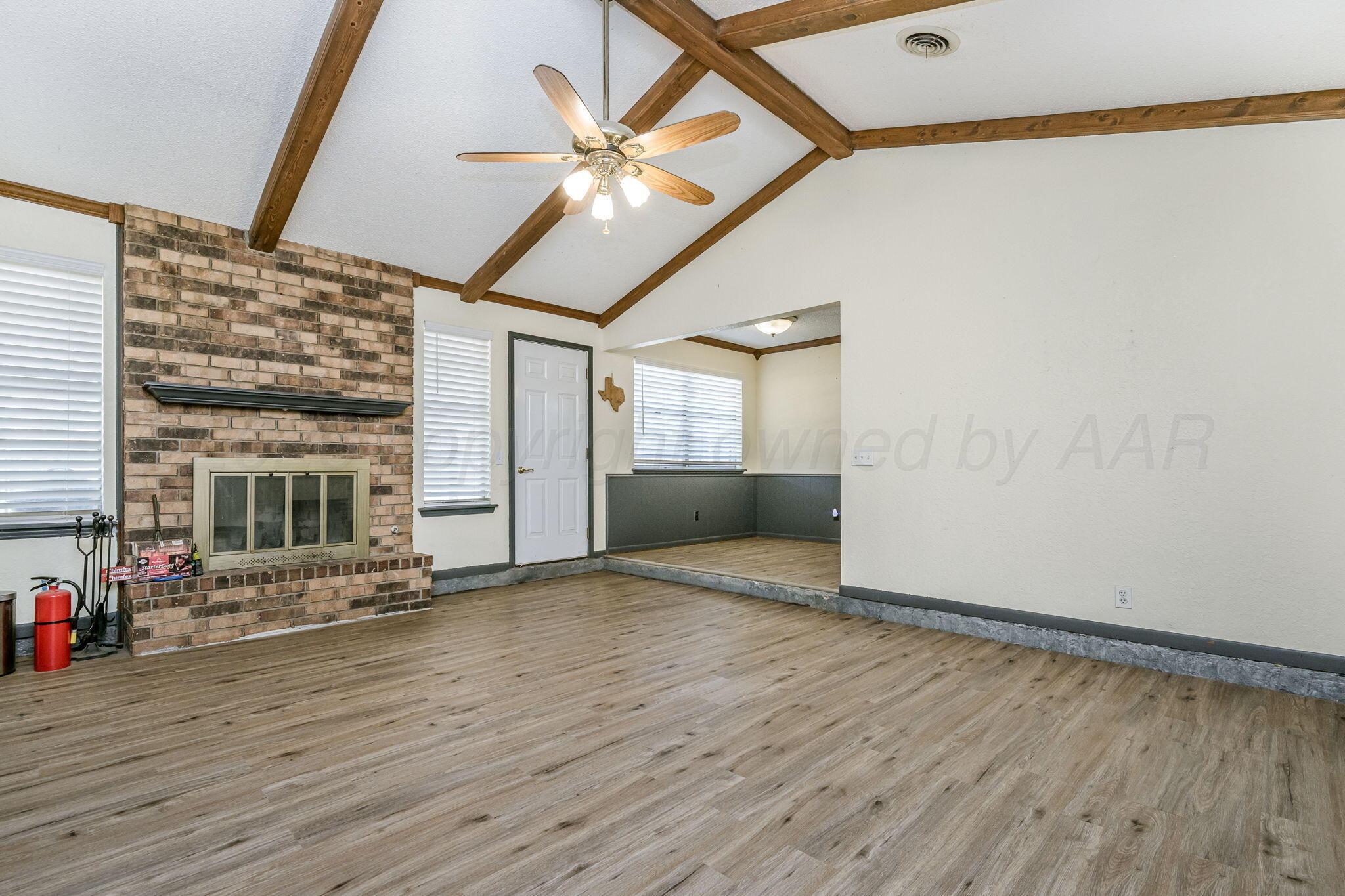 5212 Leigh Avenue Amarillo, TX 79110 - Photo 5 of 20 5212 Leigh Ave 06