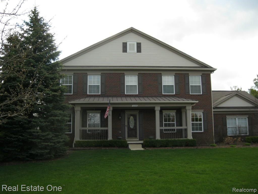 4245 Derry Court Rochester, MI 48306 - Photo 1 of 39 Front