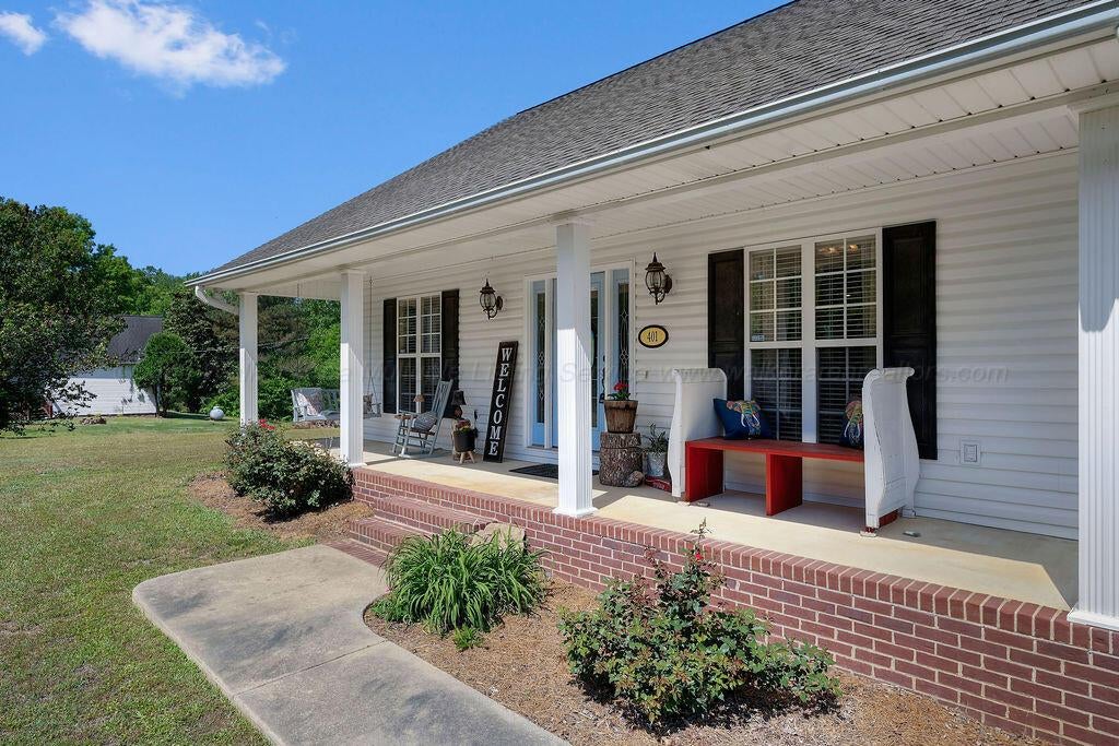 401 Robinson Loop Jasper, AL 35504 - Photo 6 of 32 A7R02154
