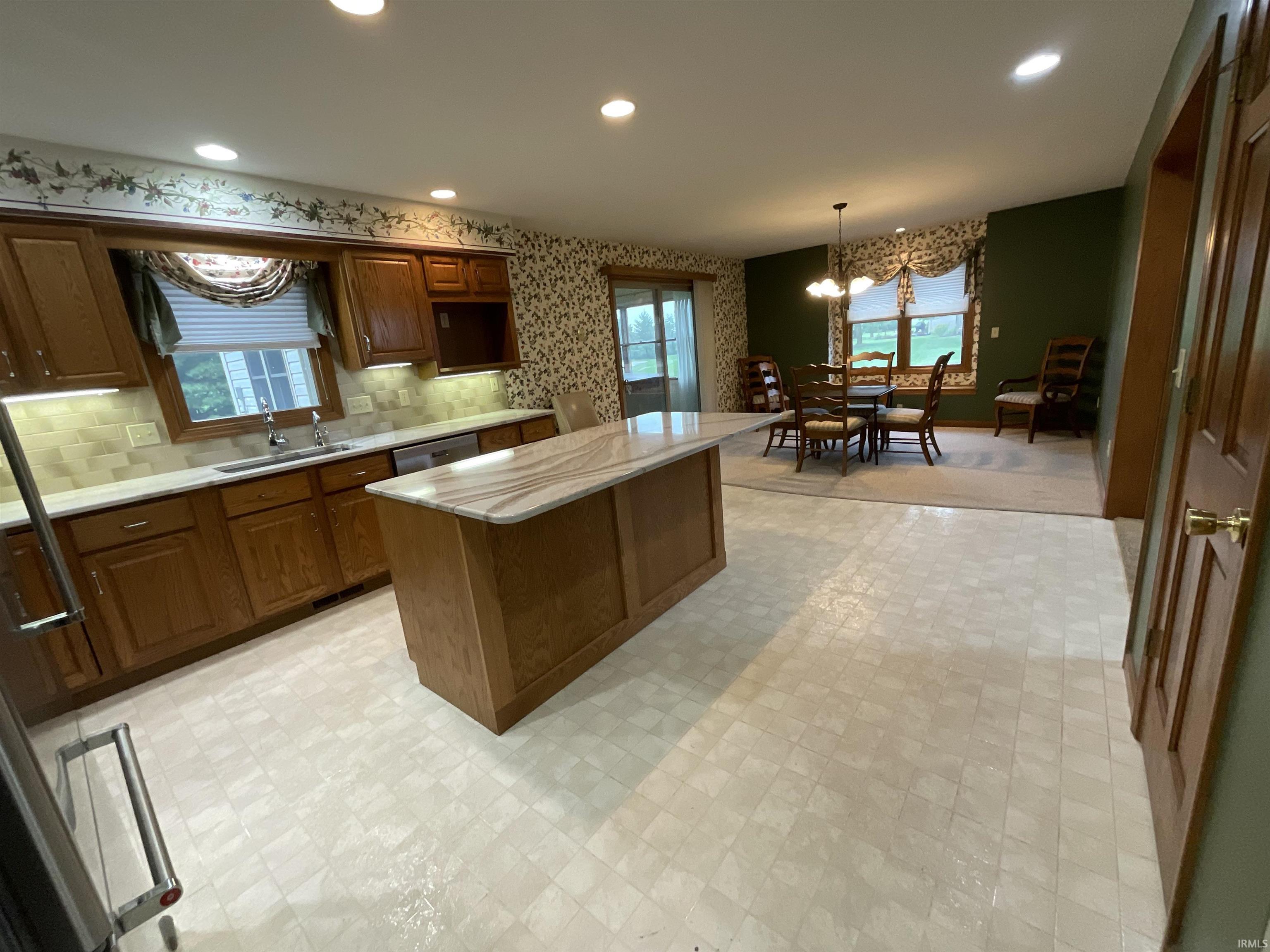 404 Ridge Court Ossian, IN 46777 - Photo 10 of 27 Gallery Image 10