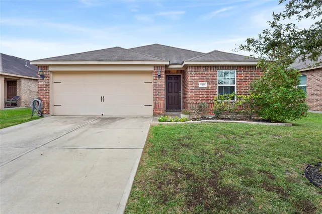 $235,000 | 9438 Sky Blue Drive, Iowa Colony, TX 77583