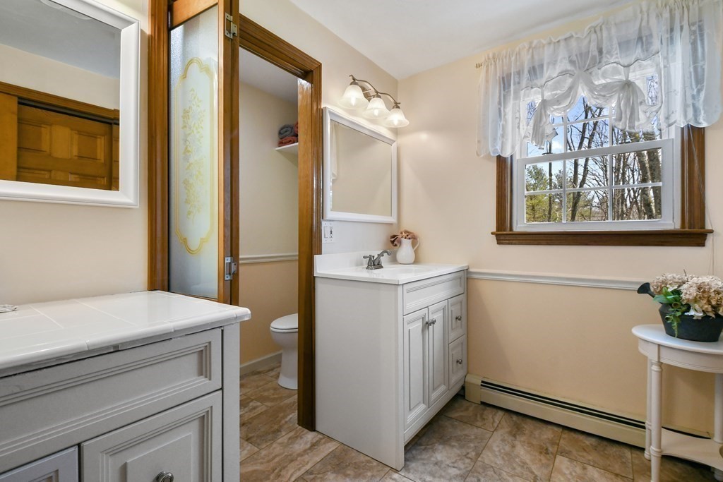 4 Charnock Circle Rutland, MA 01543 - Photo 21 of 42