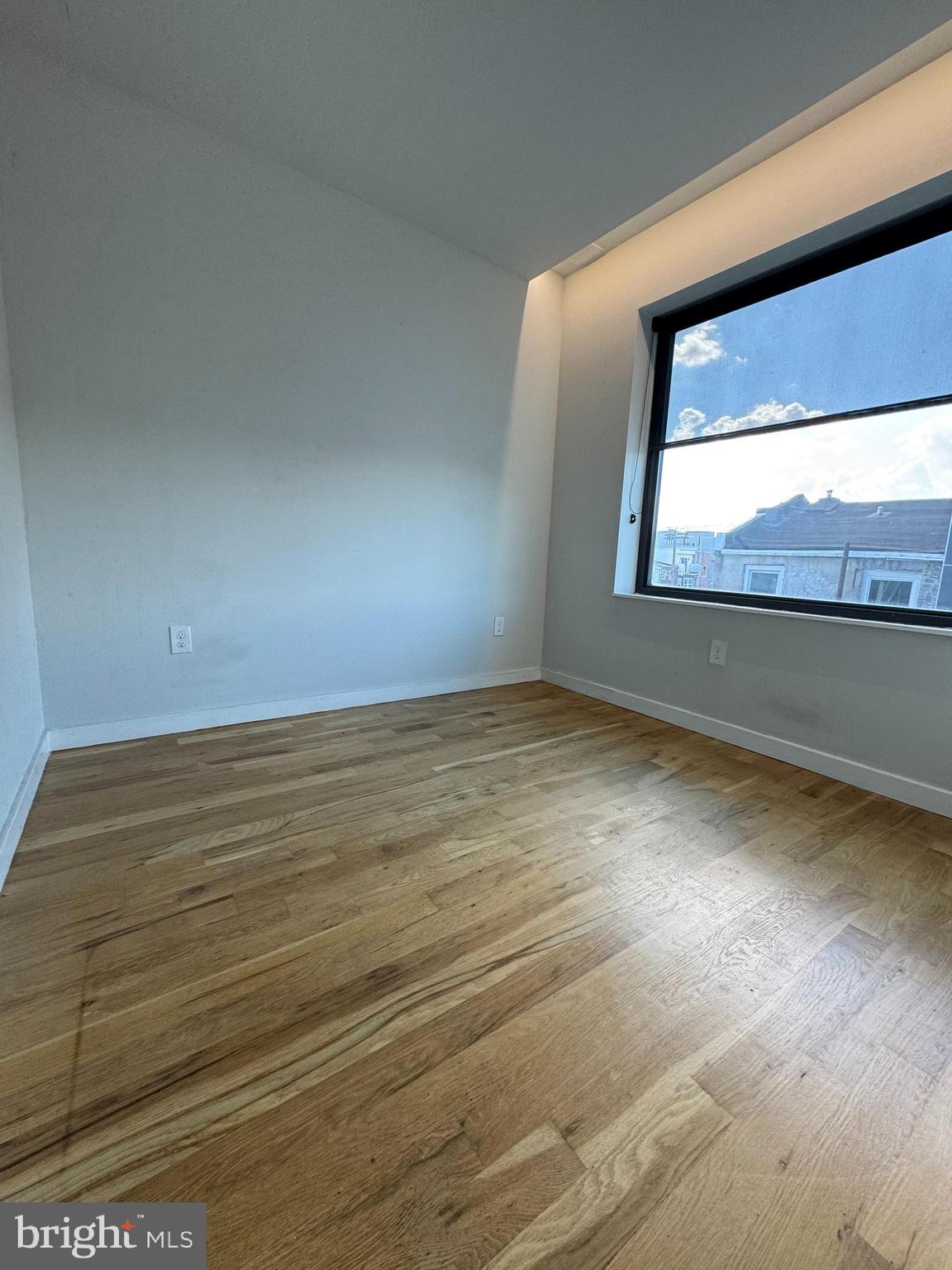 1308 Hope Street, Unit B Philadelphia, PA 19122 - Photo 6 of 24