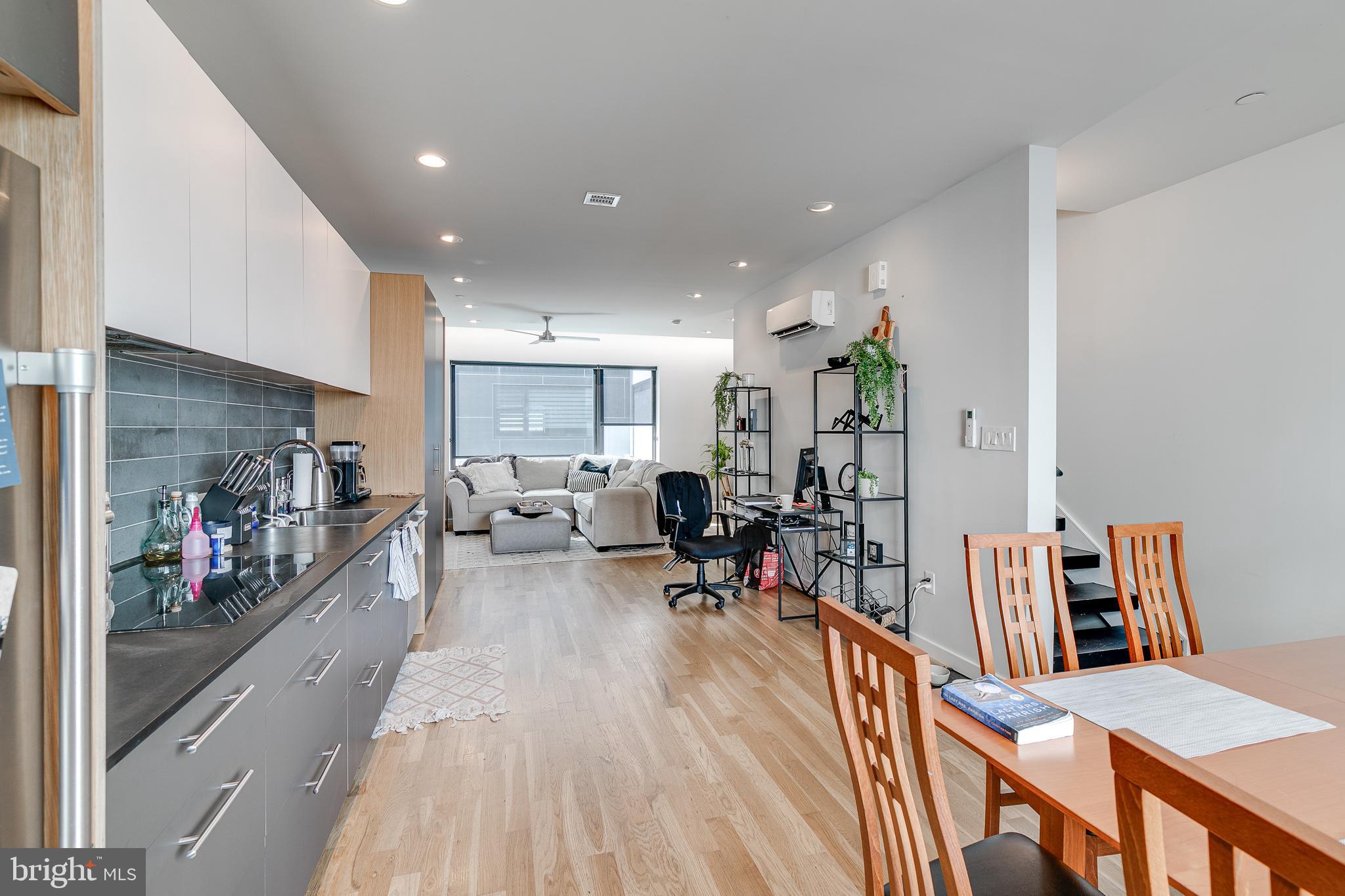 1308 Hope Street, Unit B Philadelphia, PA 19122 - Photo 8 of 24