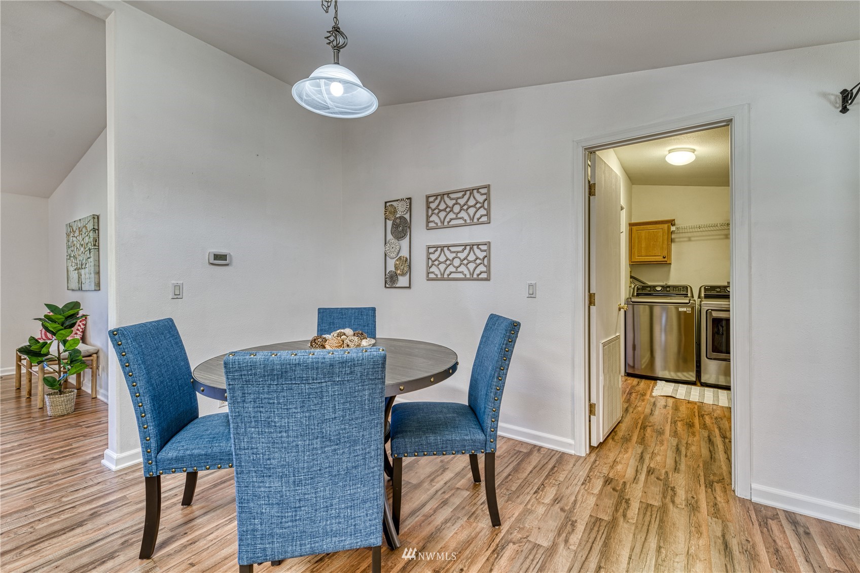 2985 Seabeck Holly Road Northwest Seabeck, WA 98380 - Photo 6 of 38 Gallery Image 6