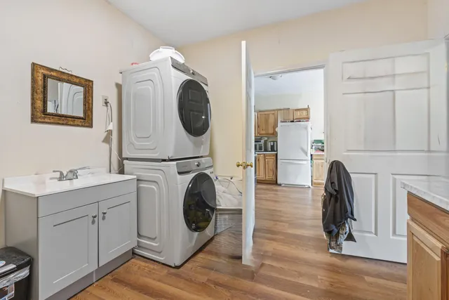 $999,000 | 102 Manning Drive, West Gardiner, ME 04345