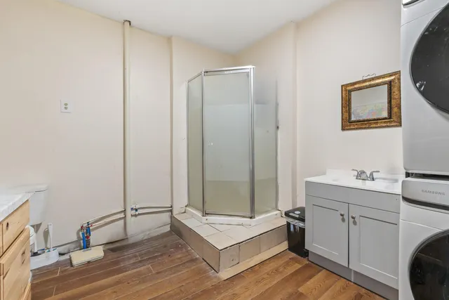 $999,000 | 102 Manning Drive, West Gardiner, ME 04345