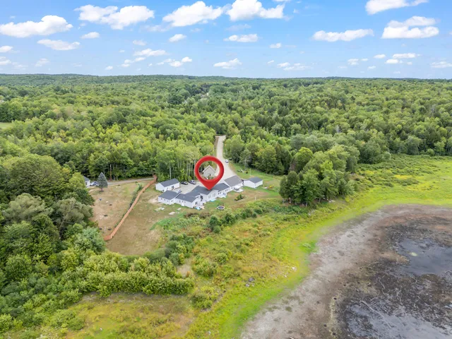 $999,000 | 102 Manning Drive, West Gardiner, ME 04345