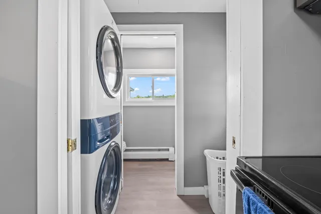 $999,000 | 102 Manning Drive, West Gardiner, ME 04345