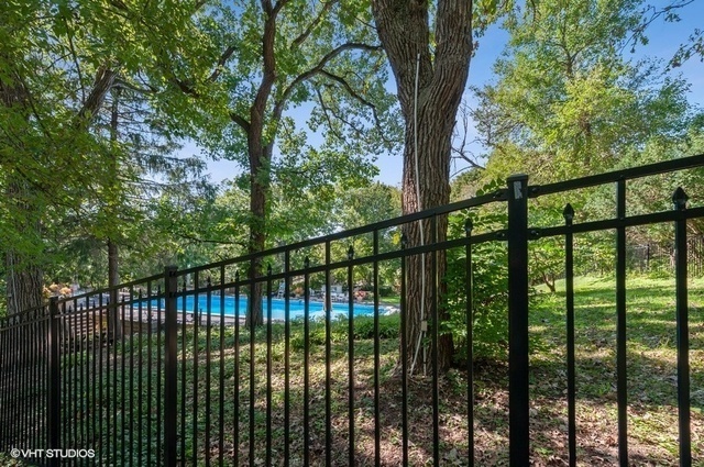 20 Marryat Road Trout Valley, IL 60013 - Photo 24 of 33 a view of a balcony