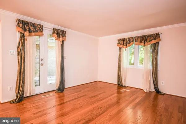 $2,650 | 19002 Stedwick Drive, Gaithersburg, MD 20886