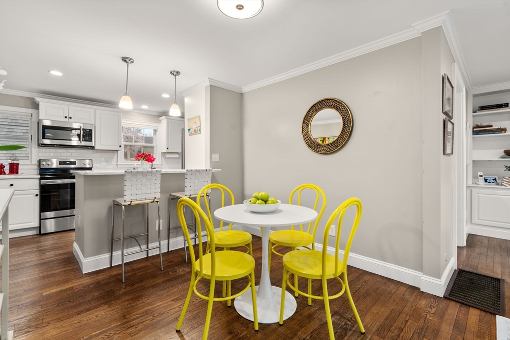 11 Oak Street, Unit 16 Wellesley, MA 02482 - Photo 5 of 27
