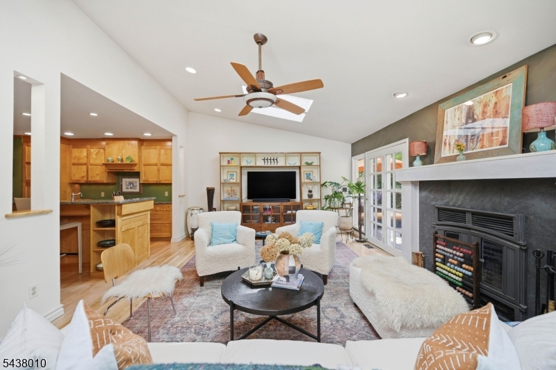 38 West Main Street Mendham, NJ 07945 - Photo 20 of 44
