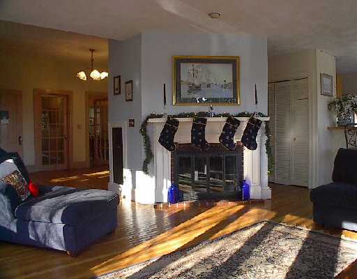 2267 East Main Road Portsmouth, RI 02871 - Photo 3 of 3 Other.