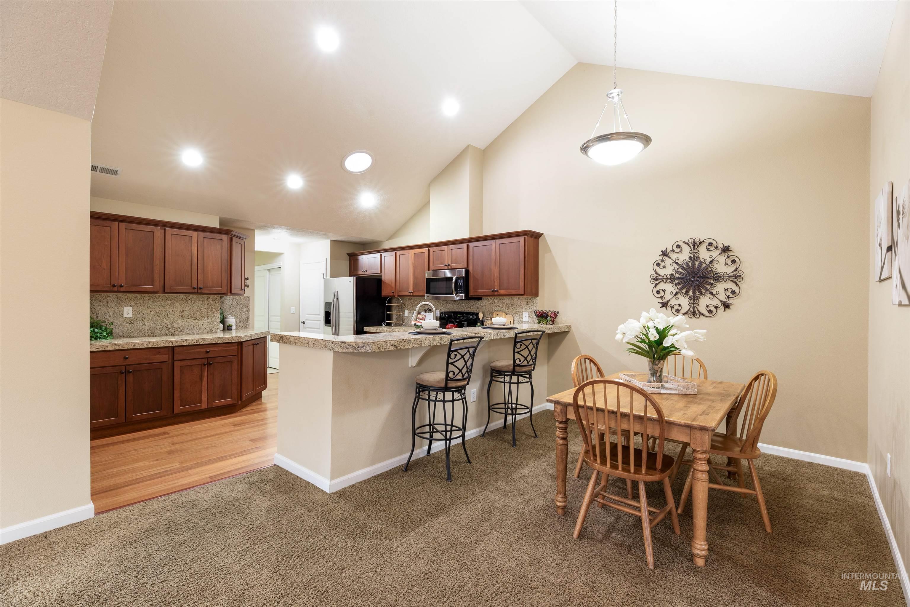 2858 North Cloverdale Road Boise, ID 83713 - Photo 13 of 26