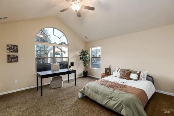 $450,000 | 2858 North Cloverdale Road, Boise, ID 83713