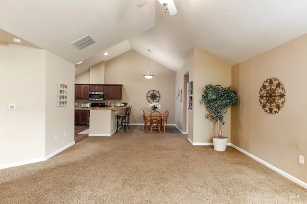 $450,000 | 2858 North Cloverdale Road, Boise, ID 83713