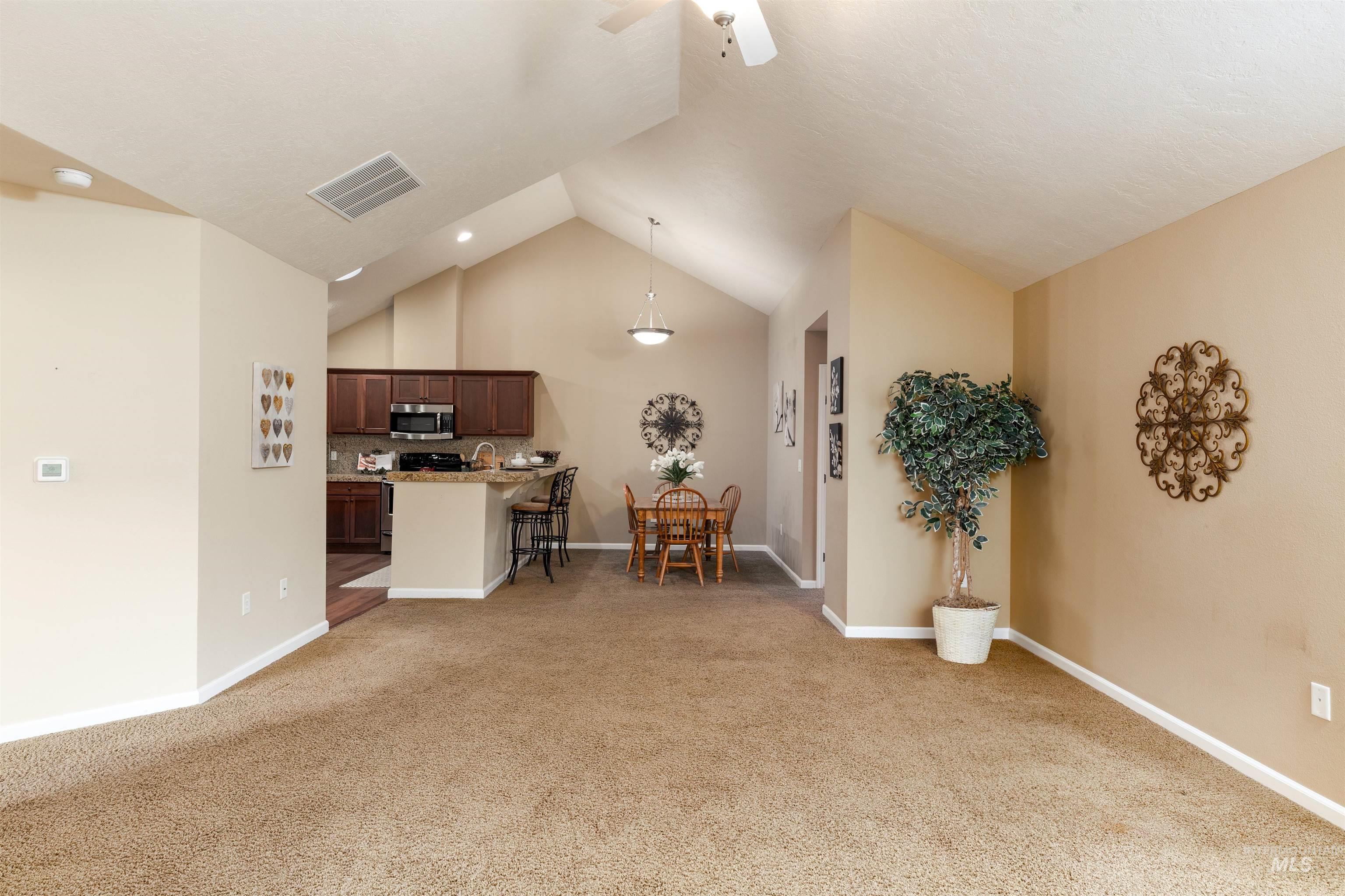 2858 North Cloverdale Road Boise, ID 83713 - Photo 7 of 26