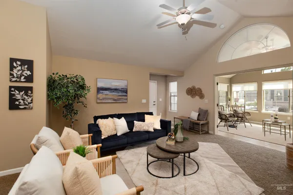 $450,000 | 2858 North Cloverdale Road, Boise, ID 83713