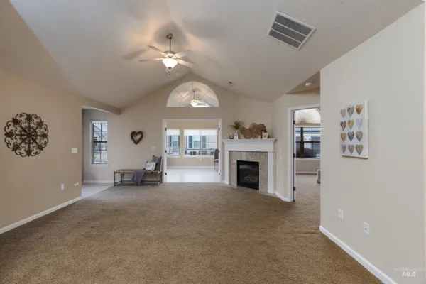 $450,000 | 2858 North Cloverdale Road, Boise, ID 83713