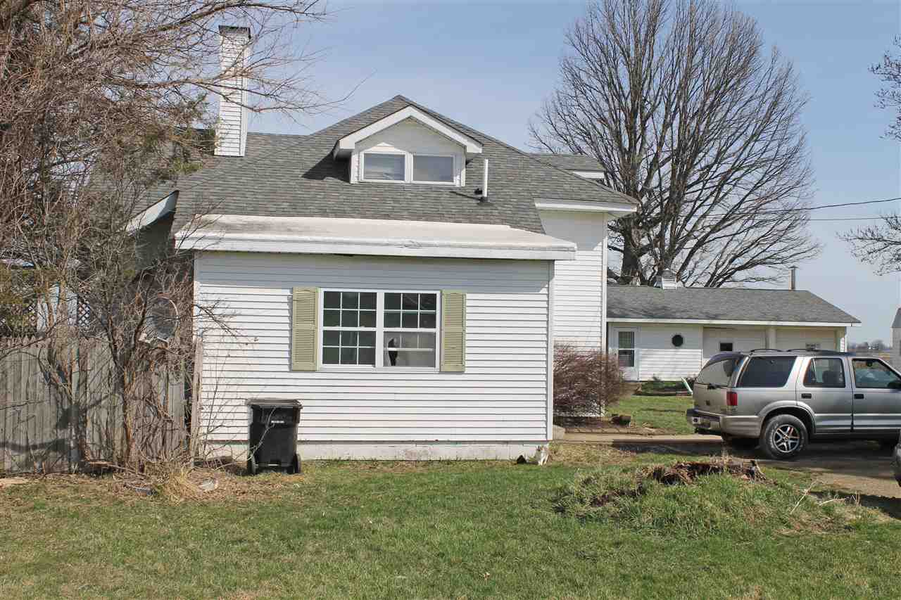 4002 North Smith Road Owosso, MI 48867 - Photo 3 of 31 50070387-2.JPG