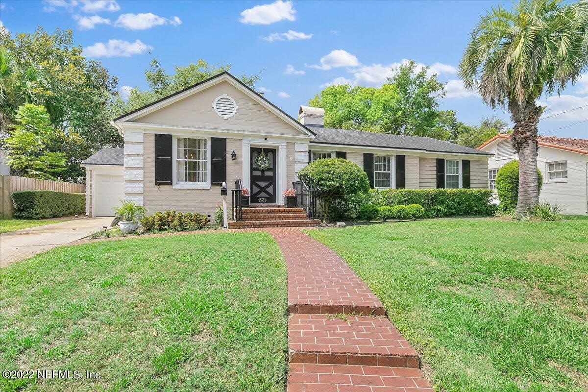 1538 Brookwood Road Jacksonville, FL 32207 - Photo 1 of 28 Front