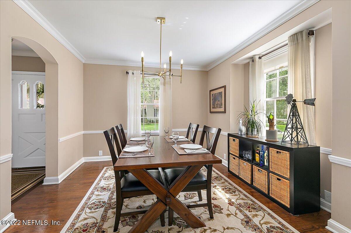 1538 Brookwood Road Jacksonville, FL 32207 - Photo 6 of 28 Dining Room
