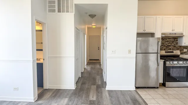 $1,495 | 317 South Homan Avenue, Unit 3E, Chicago, IL 60624