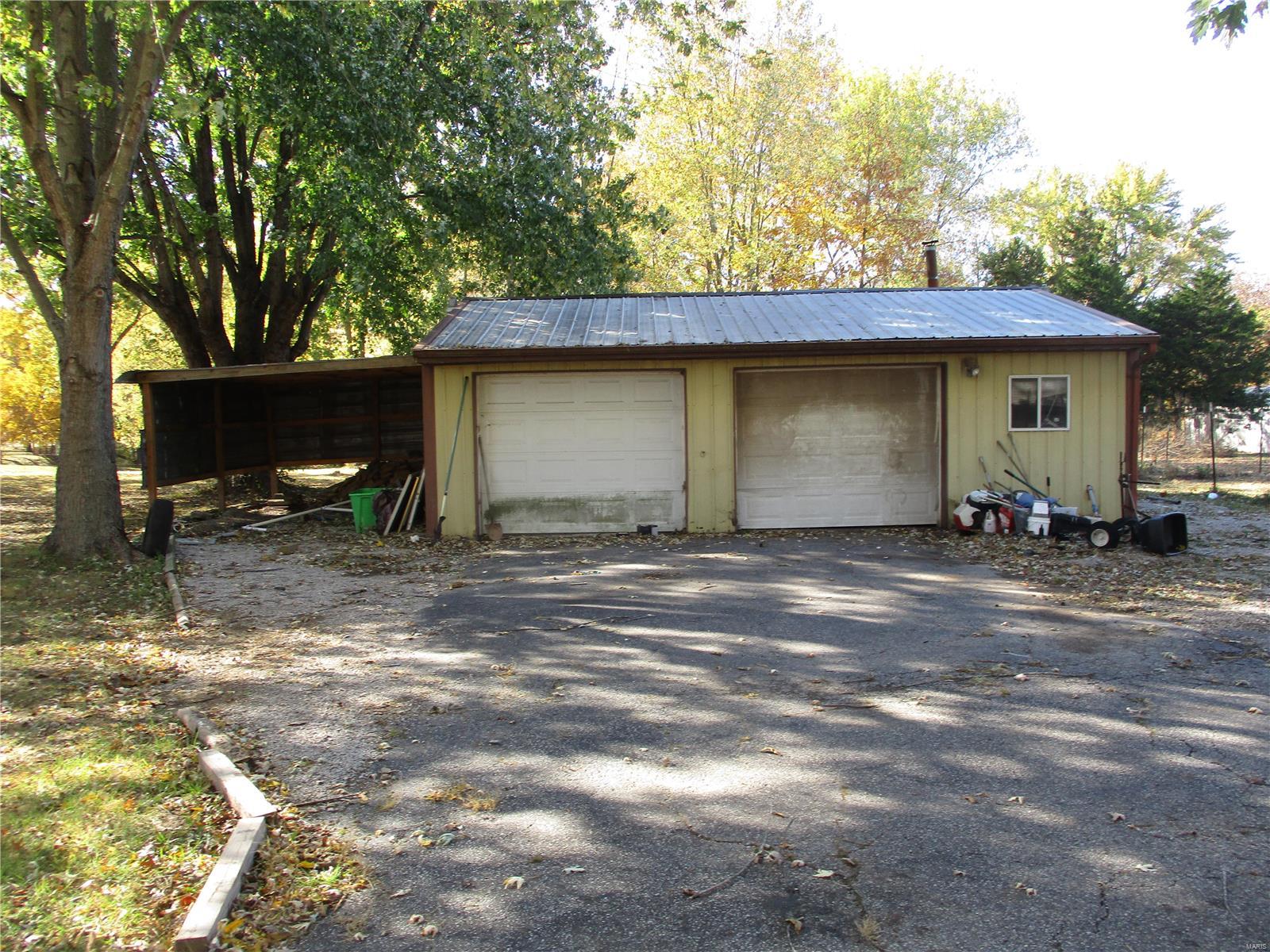 4249 Palestine Road Chester, IL 62233 - Photo 9 of 33 Gallery Image 9