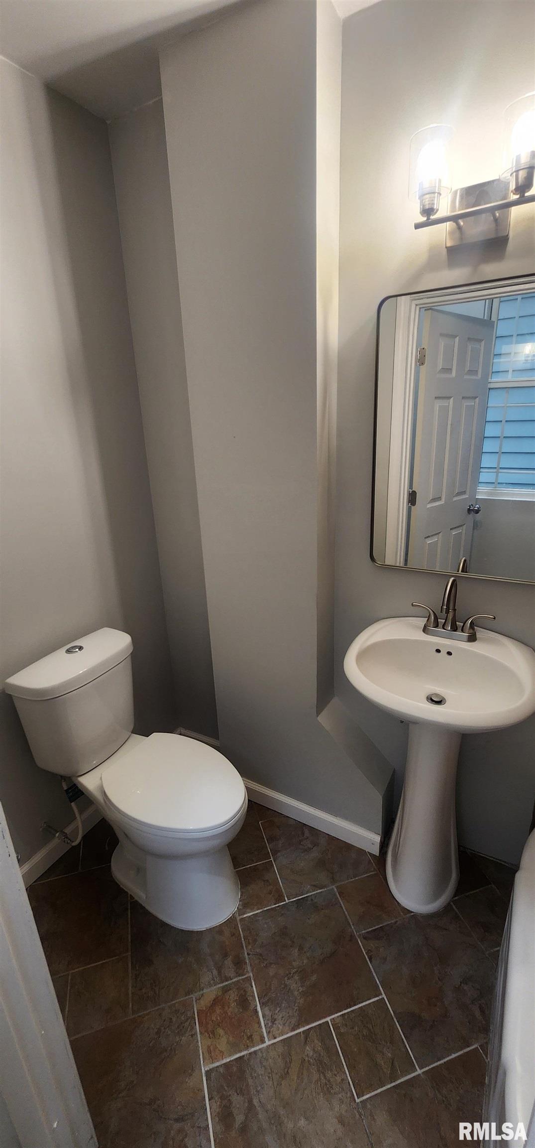 1328 North 3rd Street Springfield, IL 62702 - Photo 31 of 50