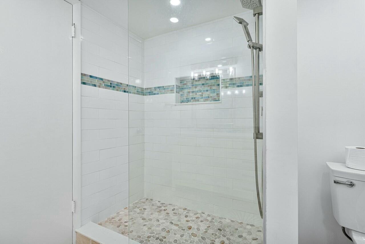 100 Waterway Road, Unit A306 Tequesta, FL 33469 - Photo 18 of 37 tempImageM45zMT