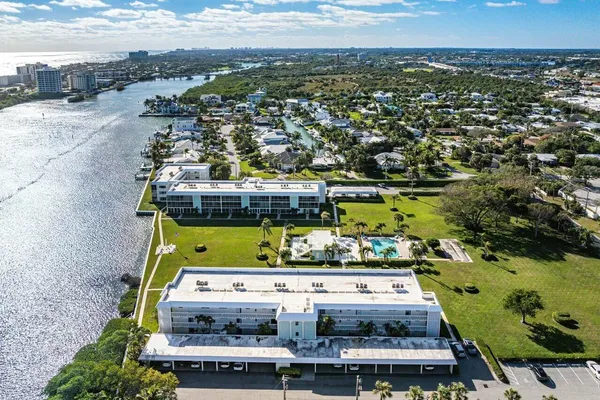 $6,000 | 100 Waterway Road, Unit A306, Tequesta, FL 33469