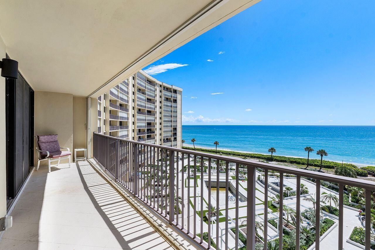 200 Ocean Trail Way, Unit 602 Jupiter, FL 33477 - Photo 36 of 50 a balcony with an ocean view