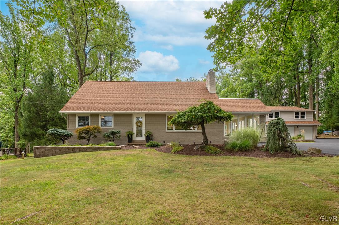5366 Susan Road Coopersburg, PA 18036 - Photo 1 of 48 Gallery Image 1