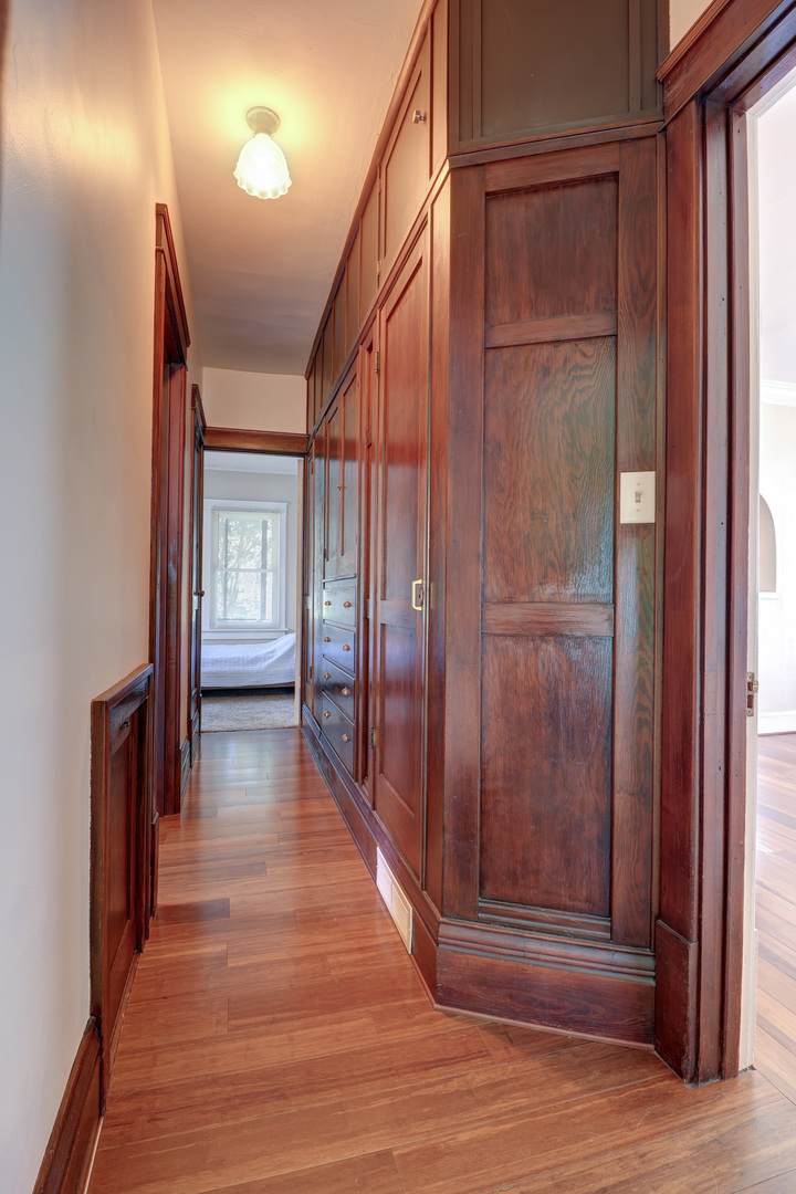 232 North 6th Street Clinton, IA 52732 - Photo 11 of 26