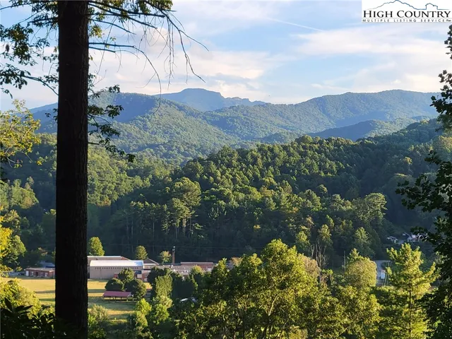 $620,000 | 6 Walnut Ridge, Vilas, NC 28692