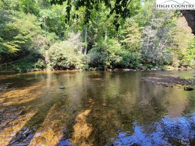 $620,000 | 6 Walnut Ridge, Vilas, NC 28692