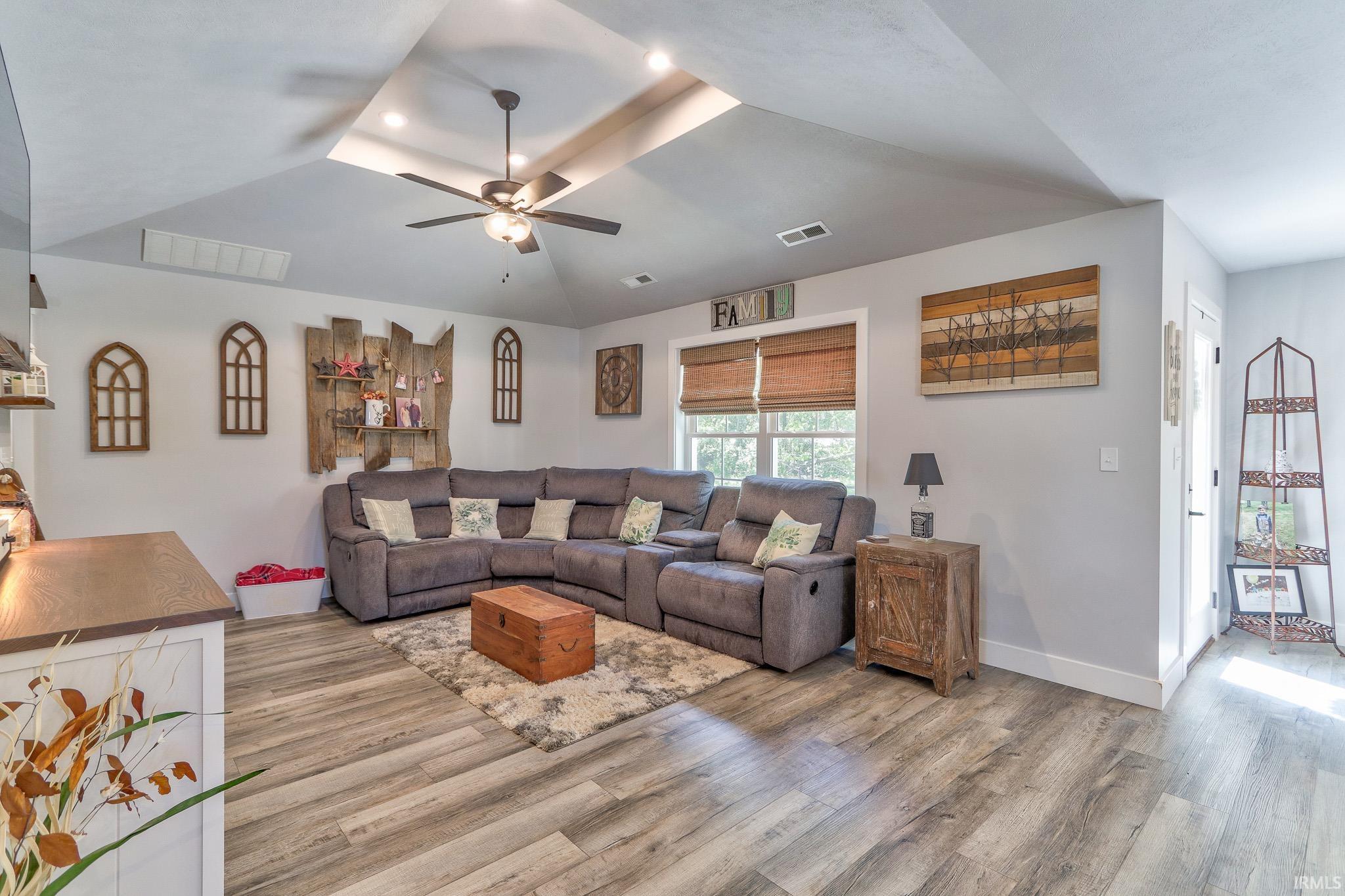 1715 Field View Ferdinand, IN 47532 - Photo 4 of 35