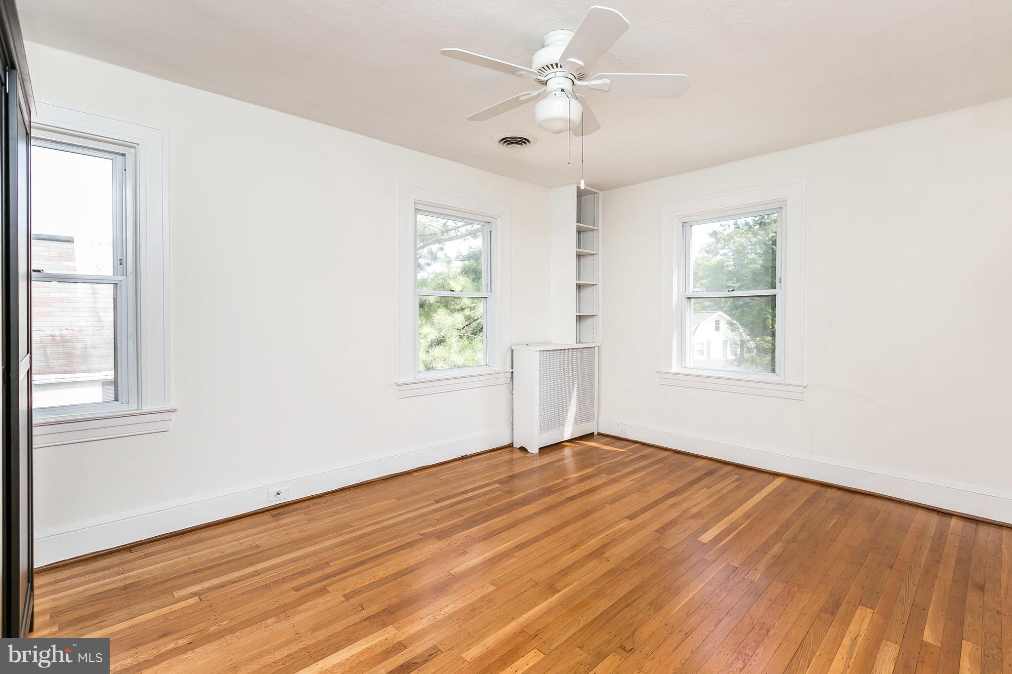 2212 Crest Road Baltimore, MD 21209 - Photo 18 of 30 Bedroom