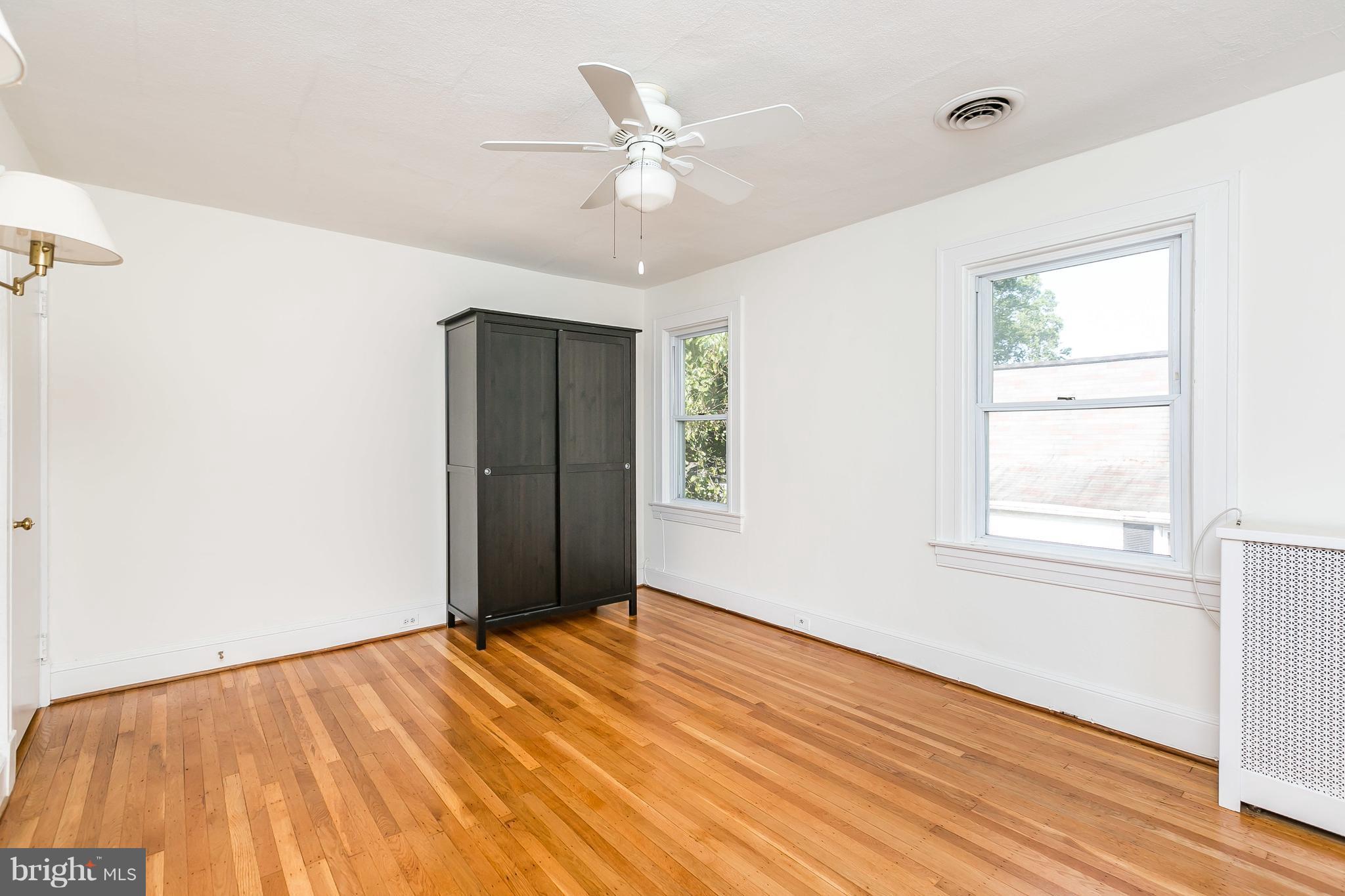 2212 Crest Road Baltimore, MD 21209 - Photo 19 of 30 Bedroom