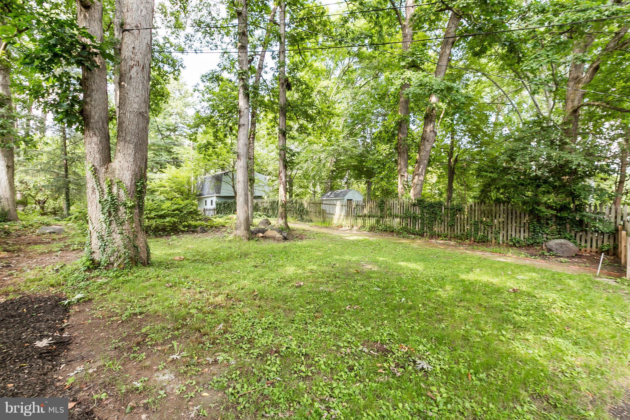 2212 Crest Road Baltimore, MD 21209 - Photo 30 of 30 Exterior (Rear)