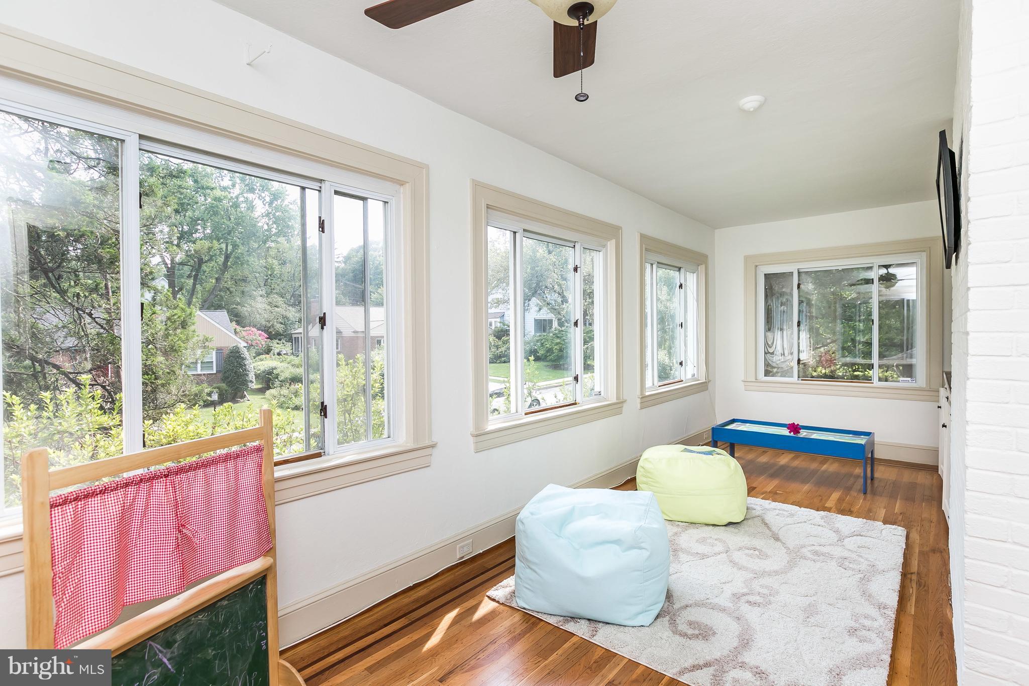 2212 Crest Road Baltimore, MD 21209 - Photo 5 of 30 Interior (General)