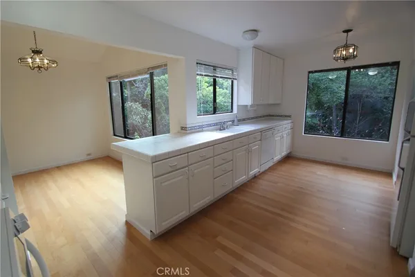 $949,000 | 672 Serrano Drive, Unit 2, San Luis Obispo, CA 93405